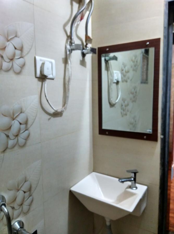 Hotel Silver Castle Mumbai Exterior photo